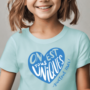 T-shirt enfant "ON EST TOUS UNIQUES" Caribbean Blue